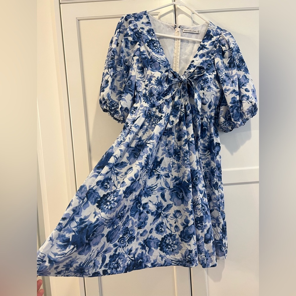 Blue & White Floral Abercrombie & Fitch Dress